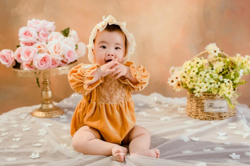 代怀选性别包生男孩宝宝多大可以吃水果